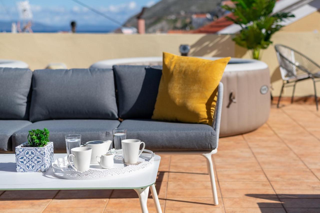 Maravelia'S Rooms Symi Bagian luar foto