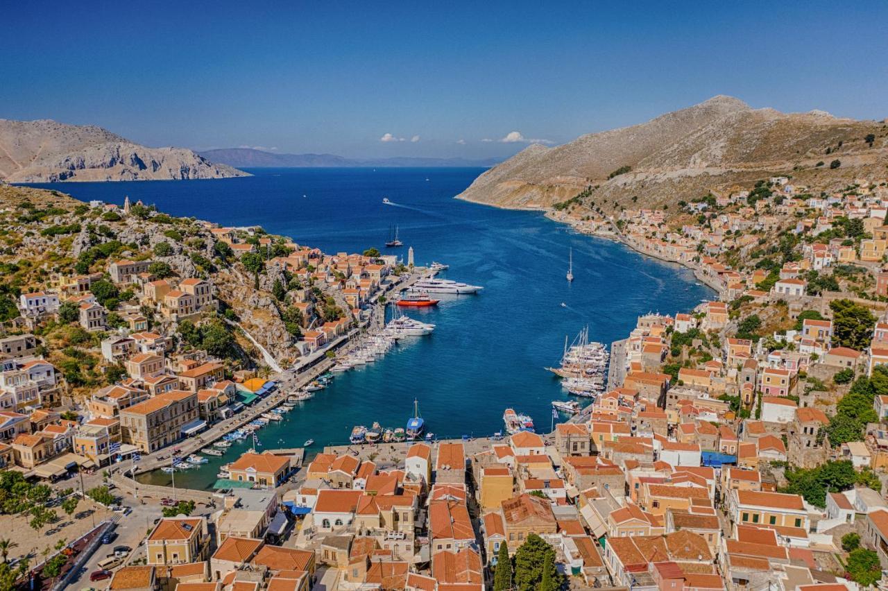 Maravelia'S Rooms Symi Bagian luar foto
