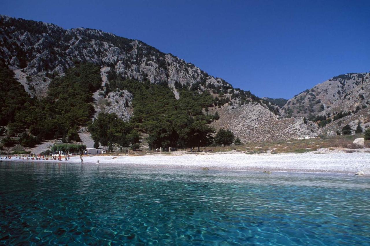 Maravelia'S Rooms Symi Bagian luar foto