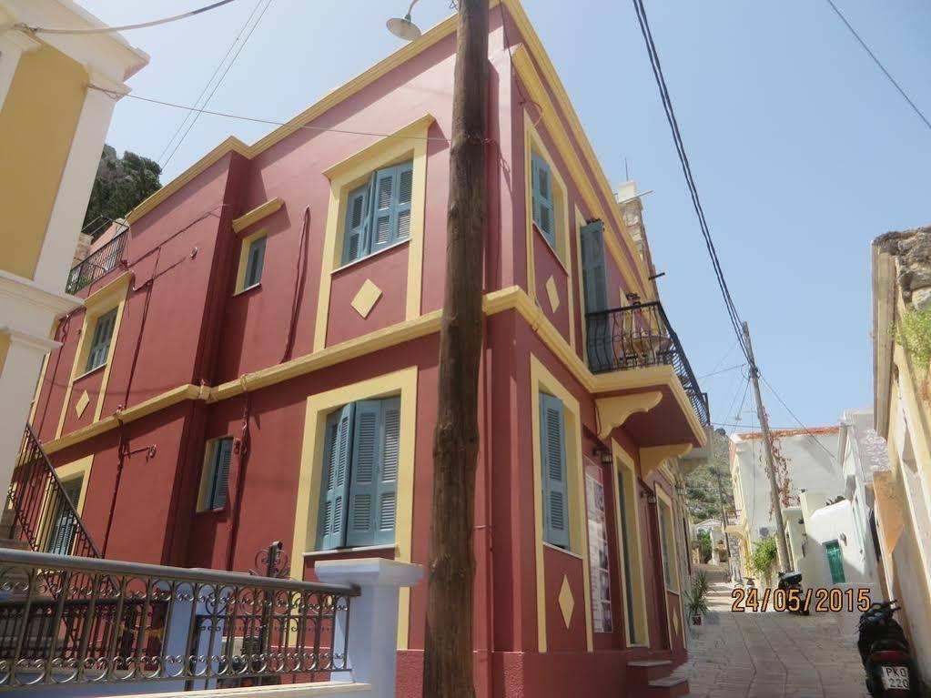Maravelia'S Rooms Symi Bagian luar foto