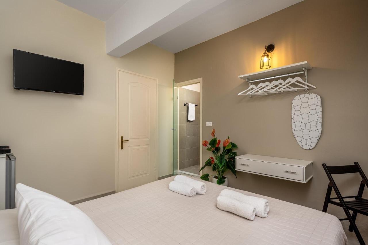 Maravelia'S Rooms Symi Bagian luar foto