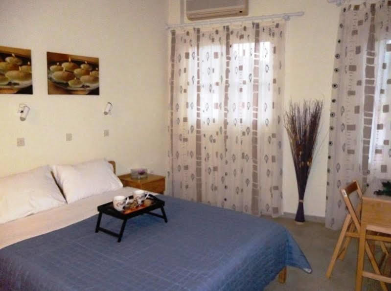 Maravelia'S Rooms Symi Bagian luar foto