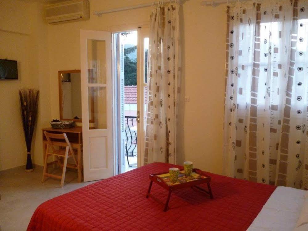 Maravelia'S Rooms Symi Bagian luar foto